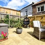1 Bed In Oc-64431 * Whitby