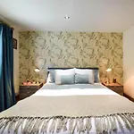 1 Bed In Oc-64431 بيت للعطل